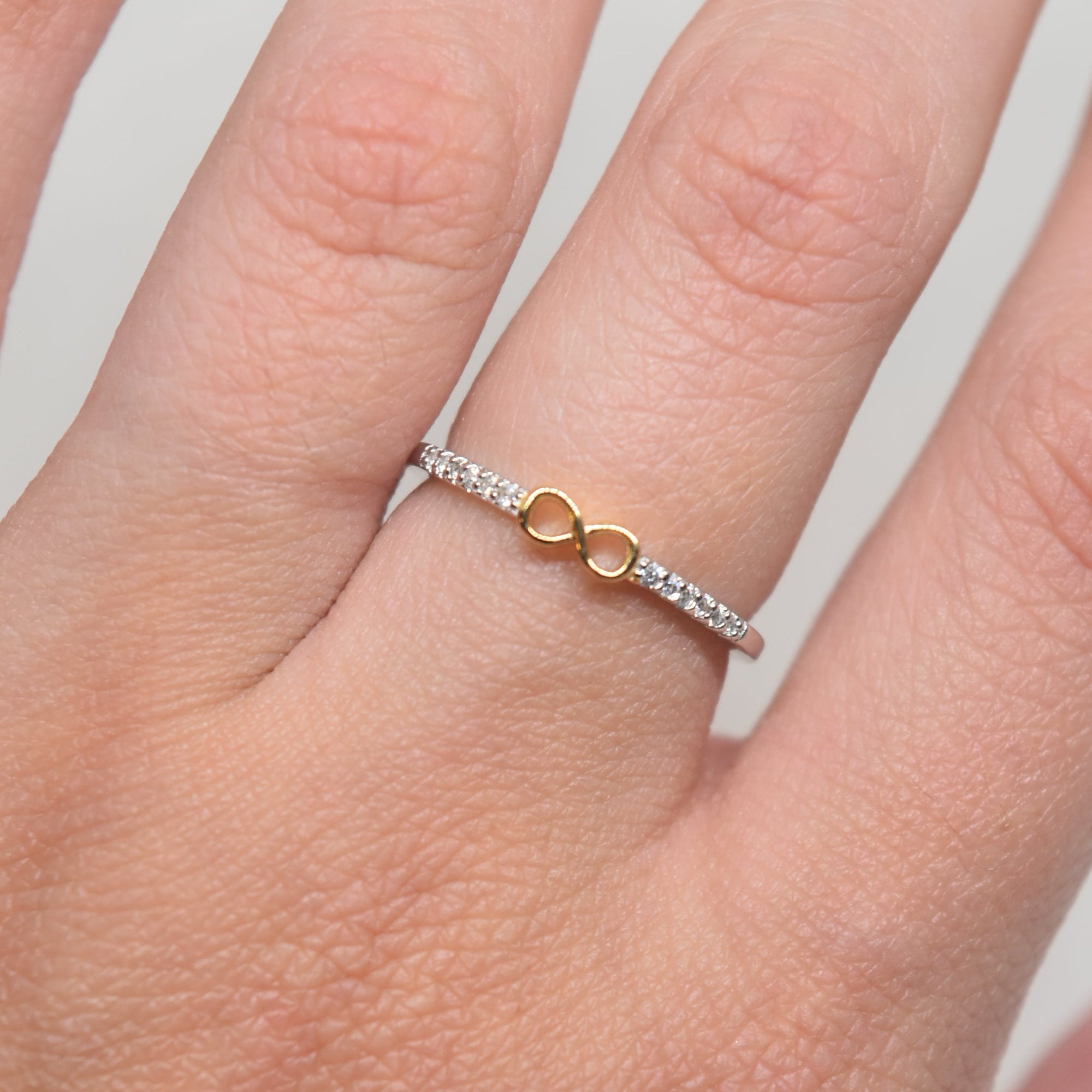 Mini Infinity Ring