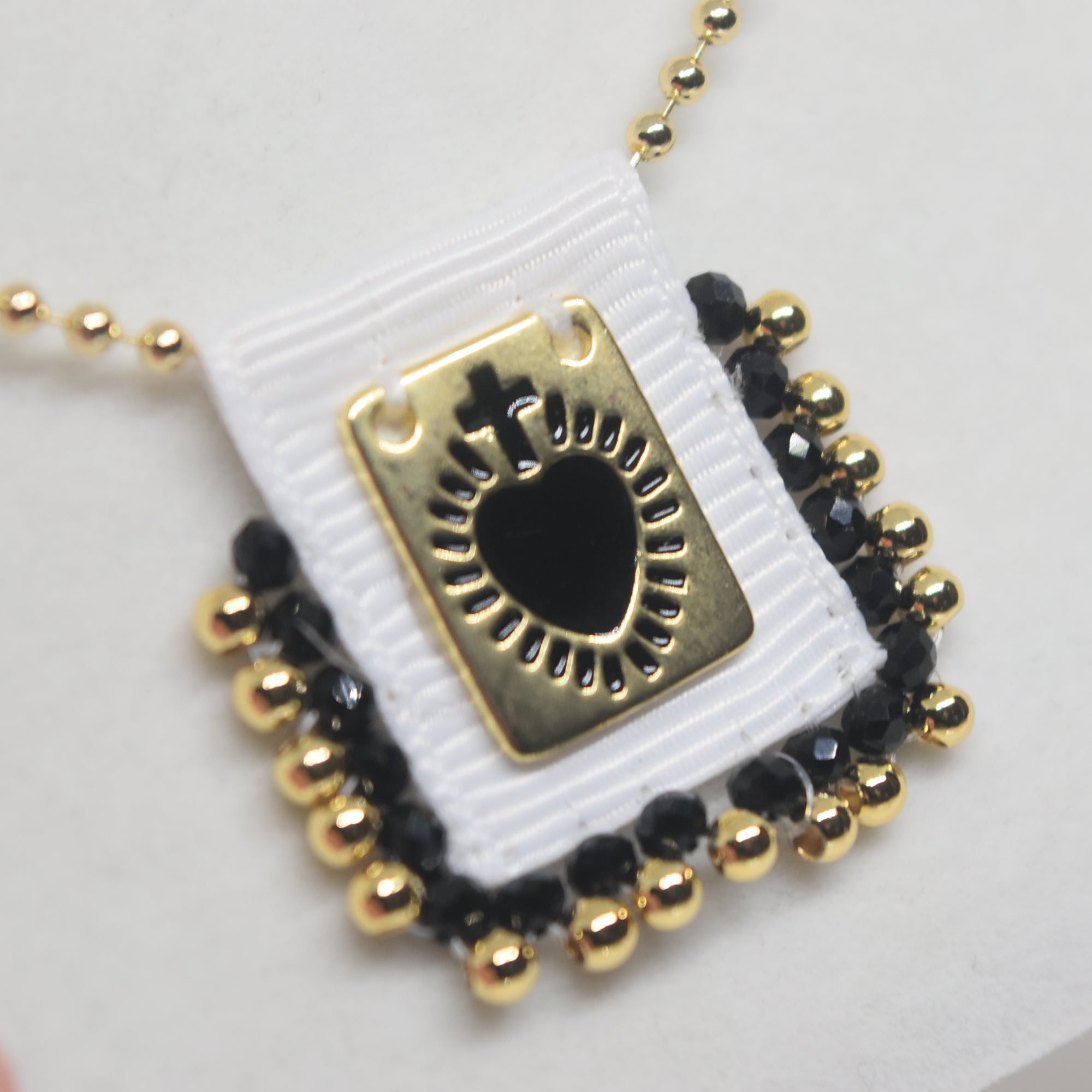 Corazon de Jesus Black Scapular