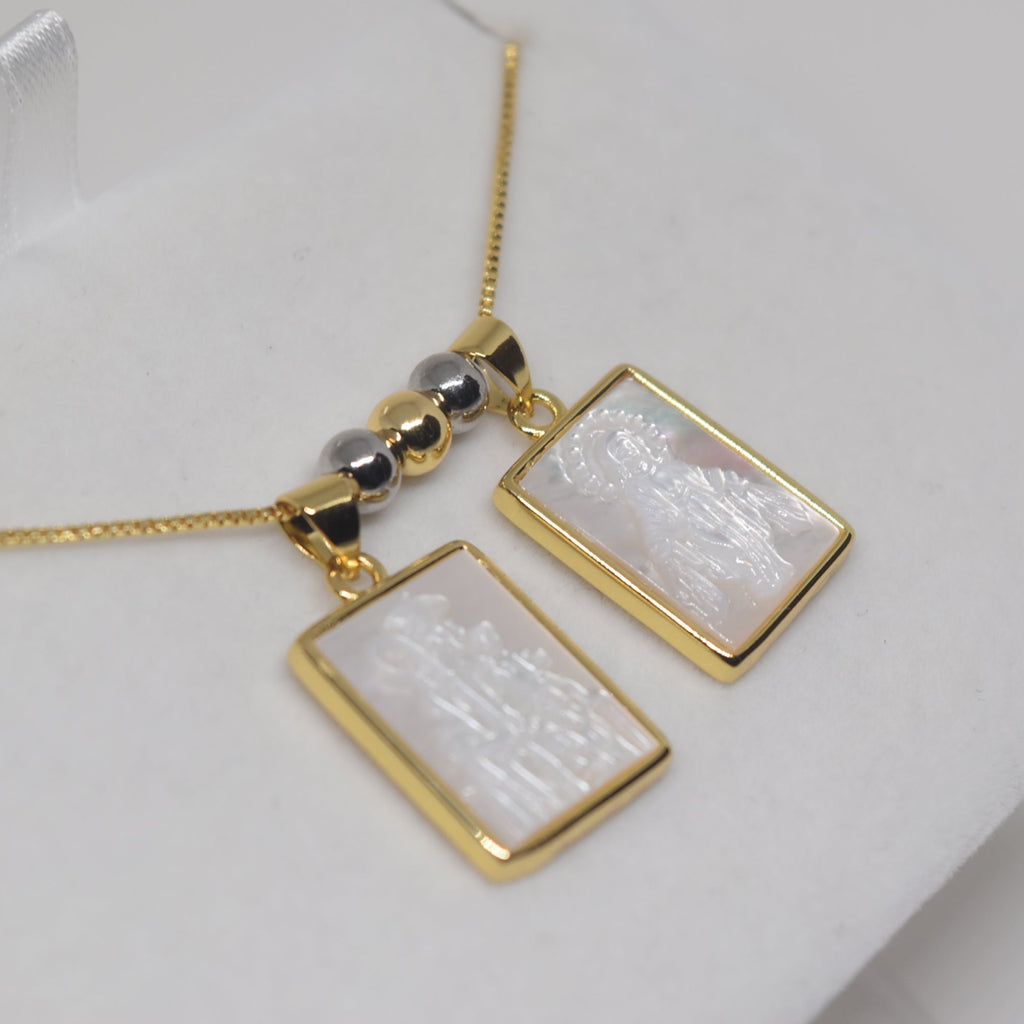 Customizable Scapular