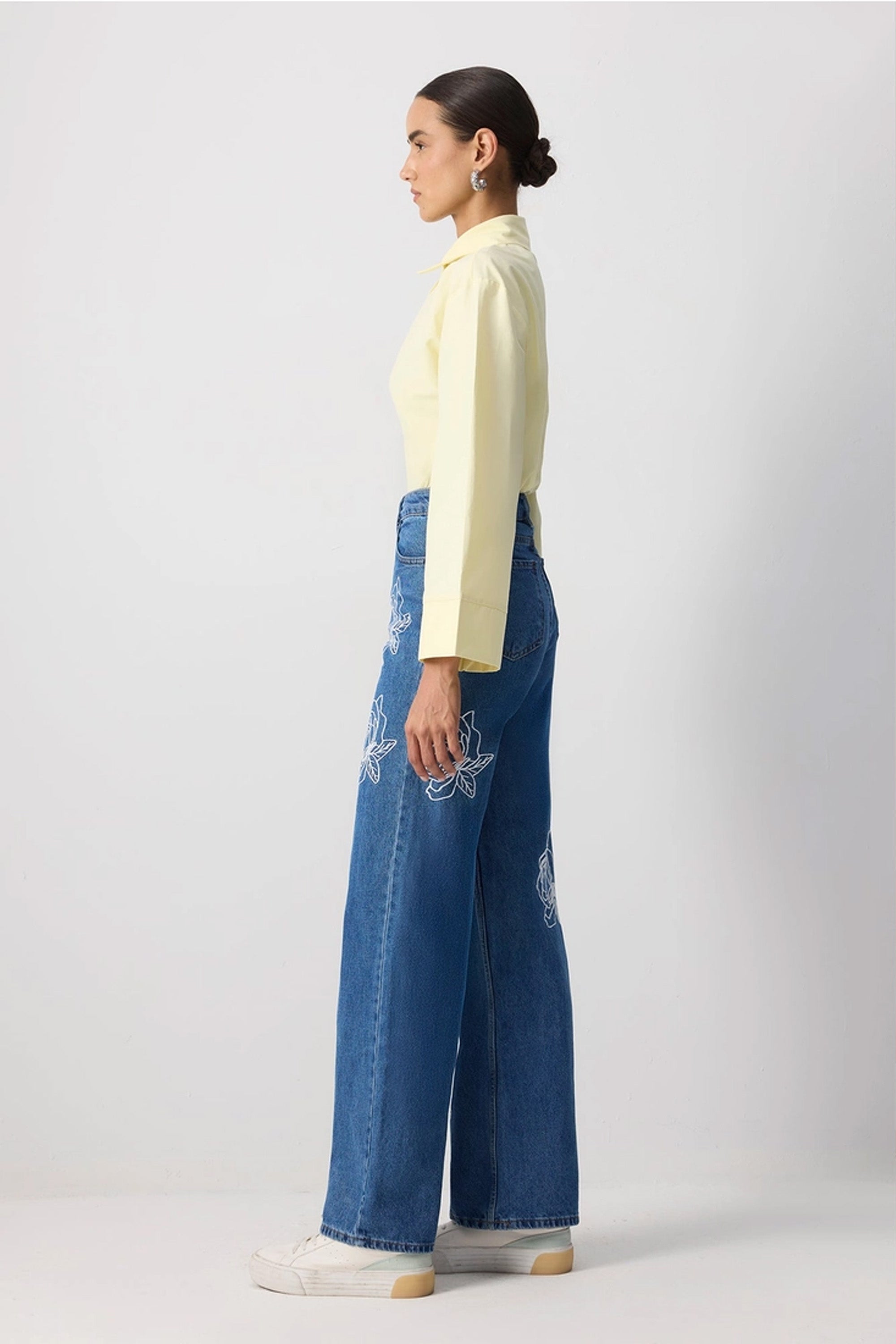 High Waisted Embroidered Straight Leg Jeans