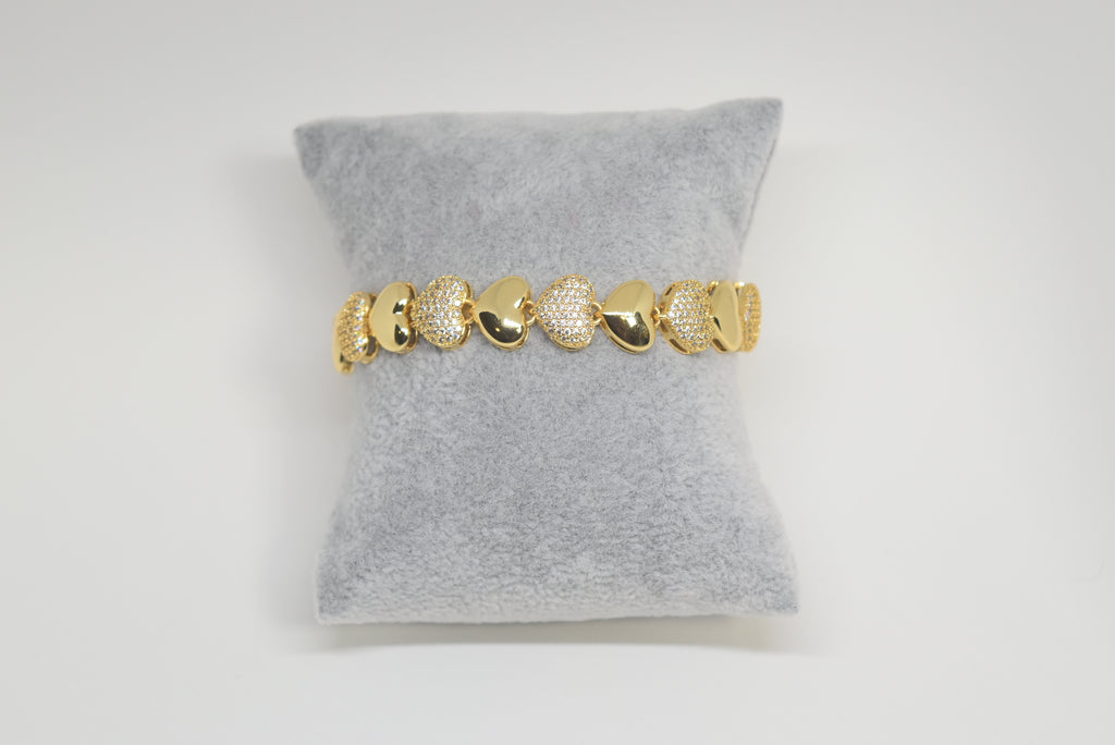 Gold Hearts Bracelet