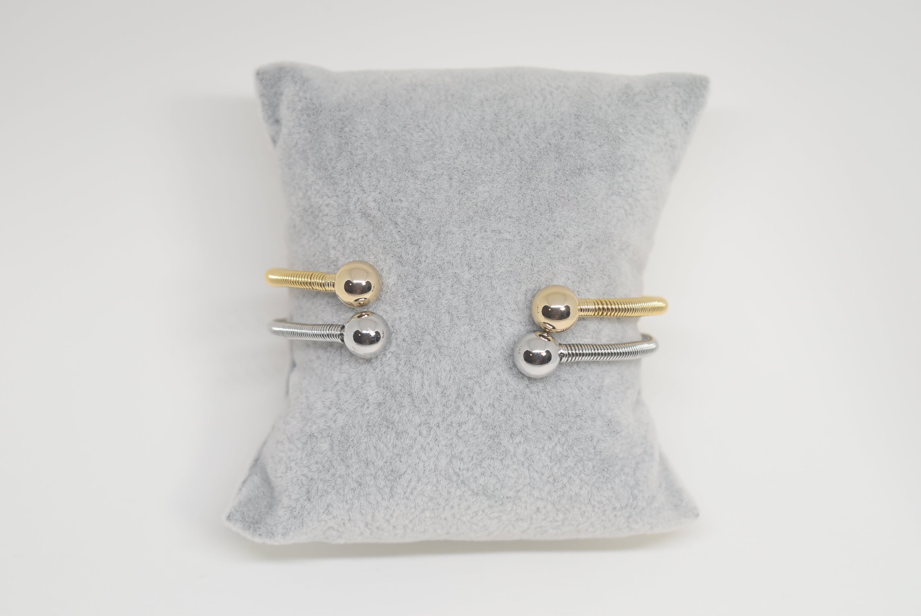 Open Front Spheres Bracelet