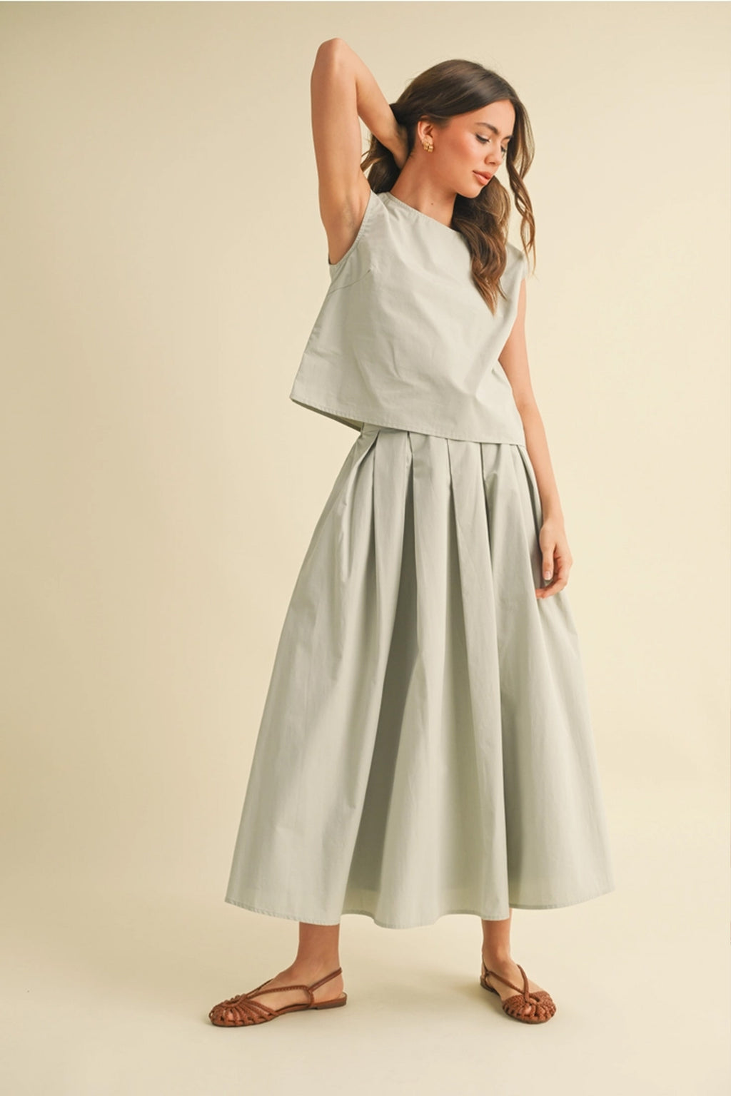 Top and Pleated Skirt Gray Set