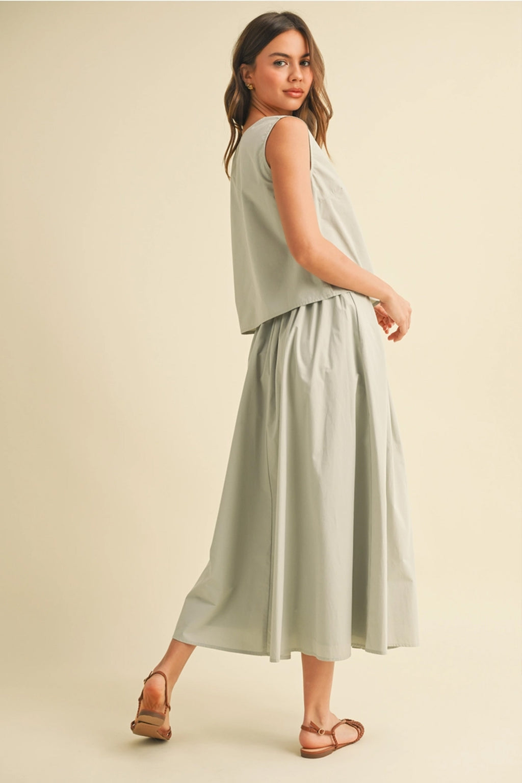 Top and Pleated Skirt Gray Set
