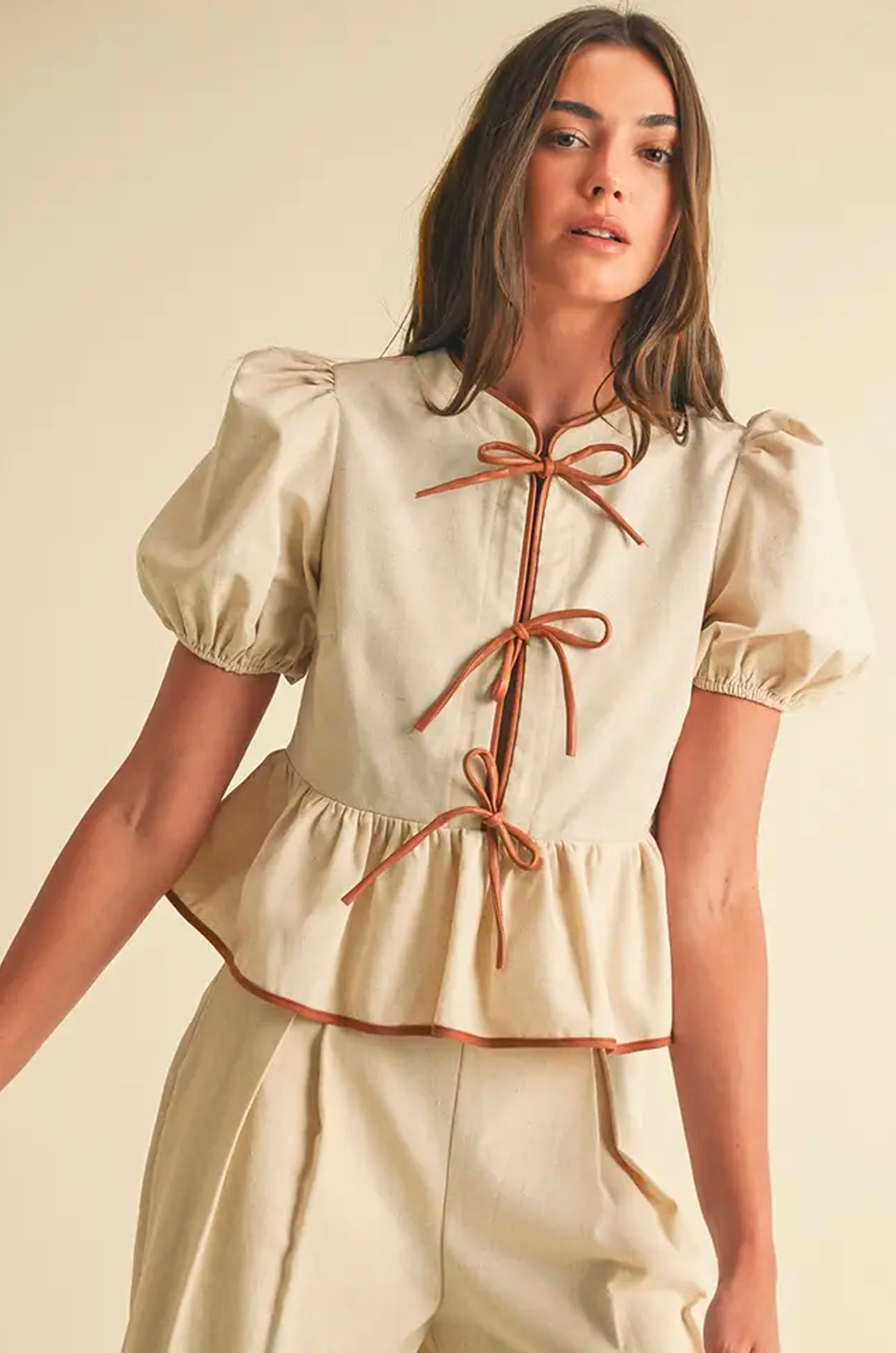 Bow Detail Puff Sleeve Top