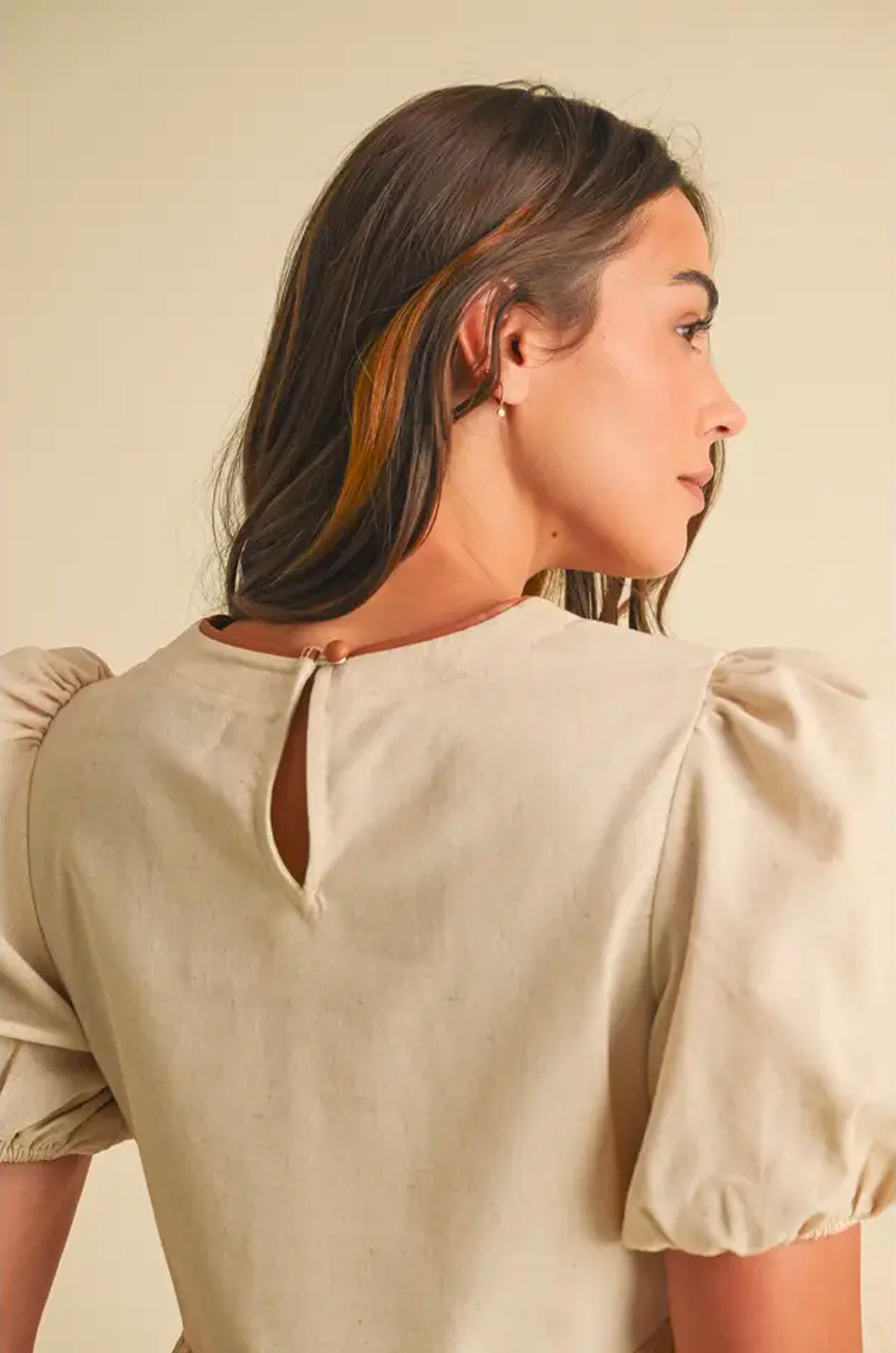 Bow Detail Puff Sleeve Top